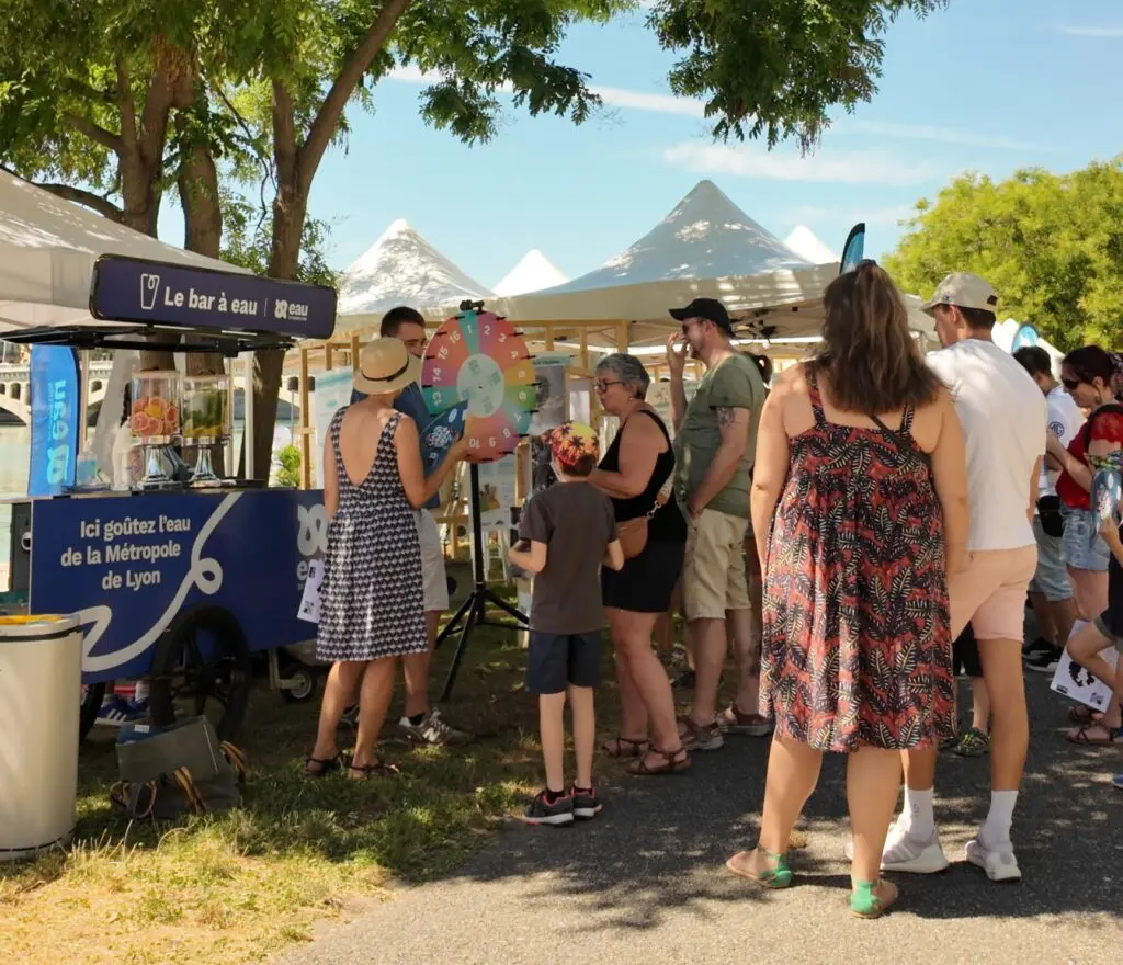 Bar à eau festival entre Rhône et Saône 2025