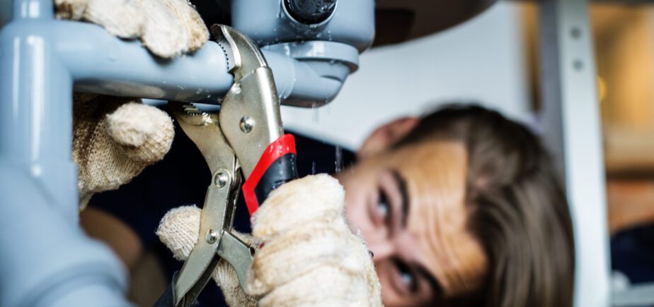 Comment réparer une fuite d’eau ?